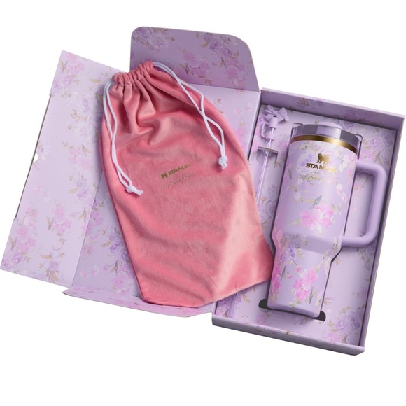 COPY - Stanley love shack fancy collaboration - Picture 3 of 3